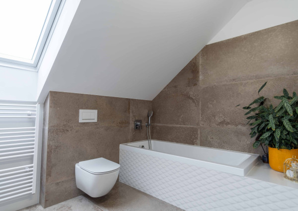 REZERVOVANÉ: Na predaj priestranný rodinný dom v pokojnej lokalite Hôrka