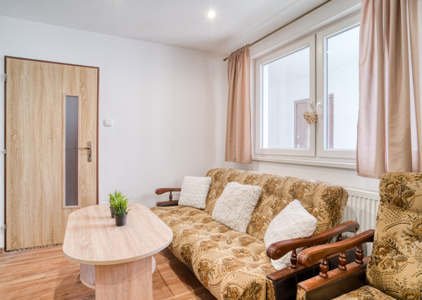 Na predaj 4-izbový rodinný dom v obci Zeleneč