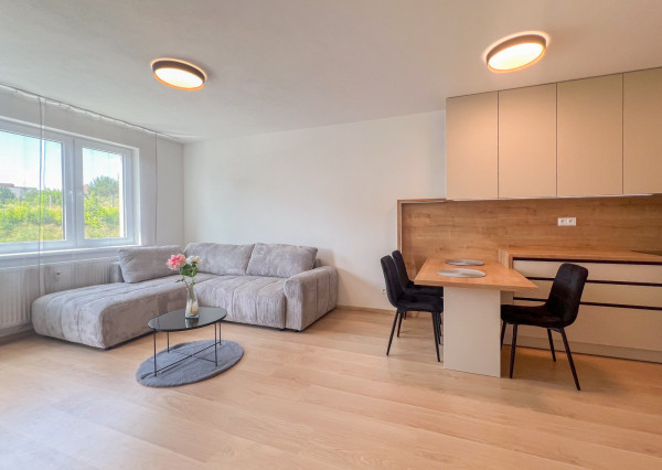 Na prenájom nový 2-izbový byt v Trenčíne - Halalovka