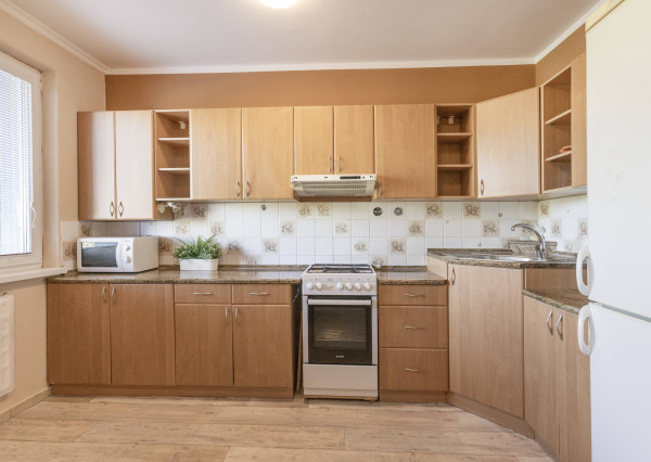 Na prenájom zariadený 2-izbový byt v Dunajskej Strede