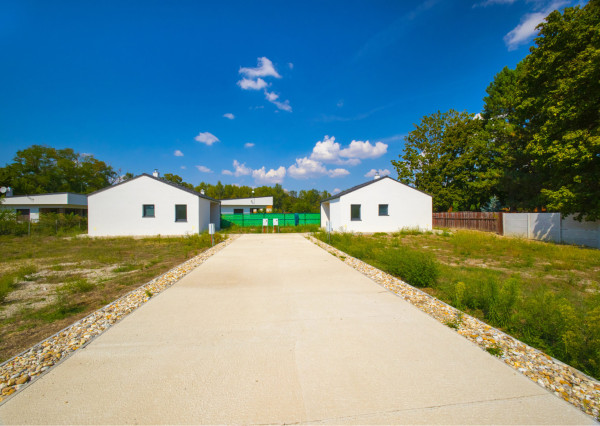 Na predaj rekreačná chata s pozemkom v obci Blahová