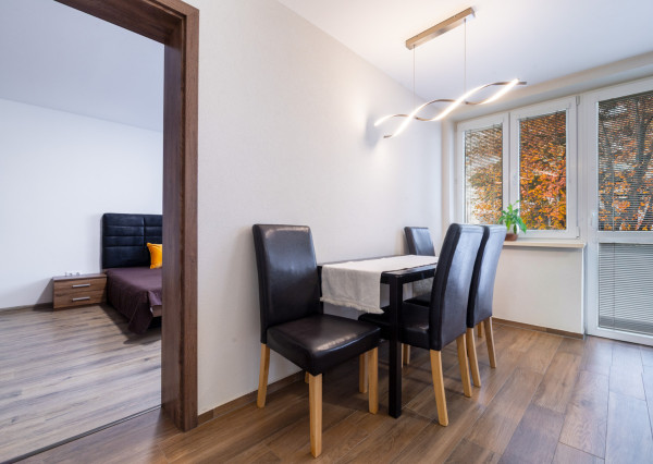 Na predaj zrekonštruovaný a zariadený 3-izbový byt v Trenčíne