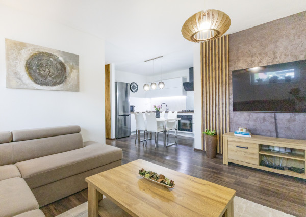 Na predaj štýlový 4-izbový rodinný dom v Hurbanovej Vsi