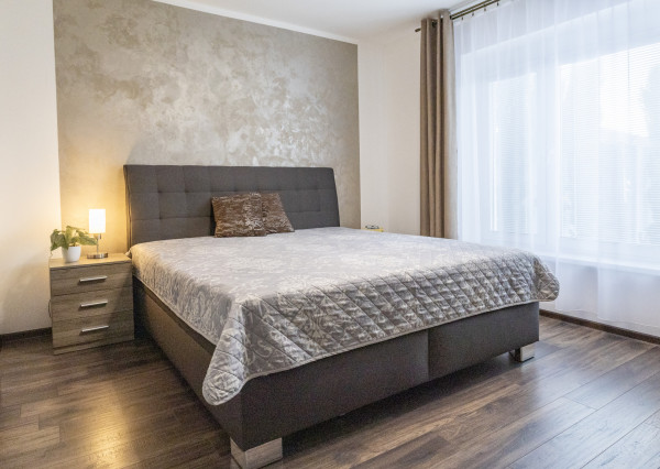 Na predaj štýlový 4-izbový rodinný dom v Hurbanovej Vsi