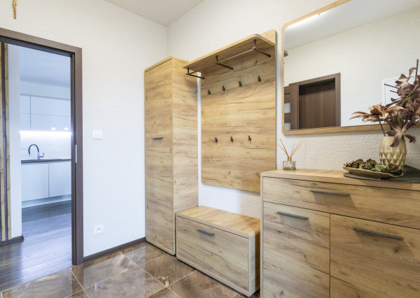 Na predaj štýlový 4-izbový rodinný dom v Hurbanovej Vsi