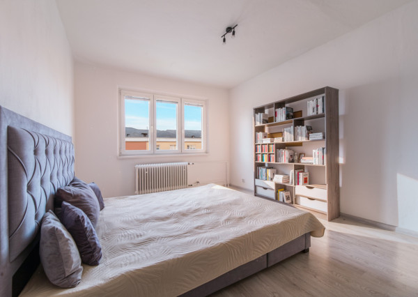 Na predaj 2-izbový byt s loggiou v Martine - Sever