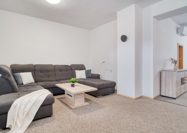 Na predaj 5-izbový rodinný dom v TOP lokalite v blízkosti Ružinova