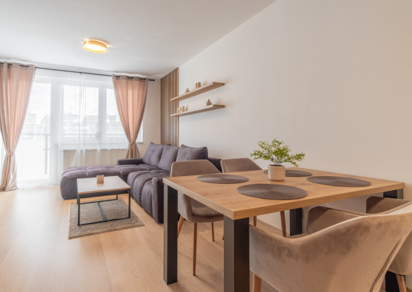 Na prenájom 2-izbový byt v Poprade s parkovacím miestom