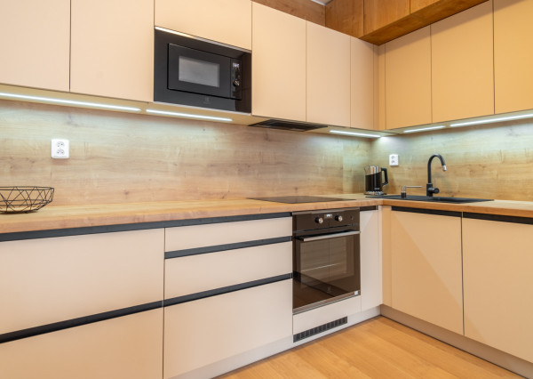 Na prenájom 2-izbový byt v Poprade s parkovacím miestom