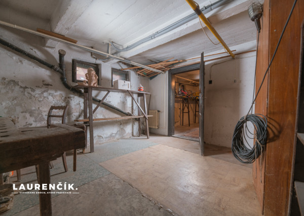 Na predaj rodinný dom v širšom centre Trenčína