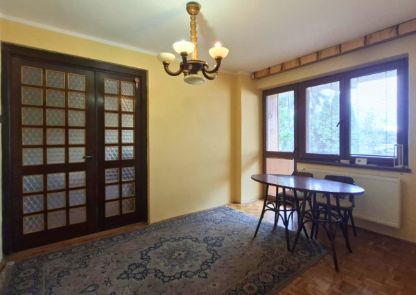 REZERVOVANÉ: Na prenájom viacgeneračný rodinný dom vo Veľkých Bieliciach