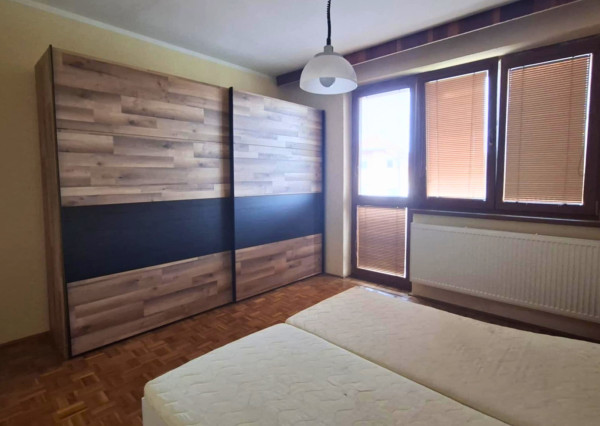 REZERVOVANÉ: Na prenájom viacgeneračný rodinný dom vo Veľkých Bieliciach