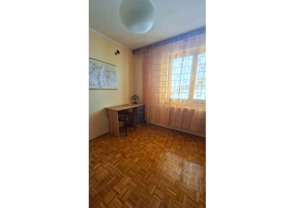 REZERVOVANÉ: Na prenájom viacgeneračný rodinný dom vo Veľkých Bieliciach