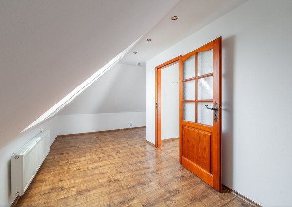 Na predaj impozantný rodinný dom v Ivanovciach