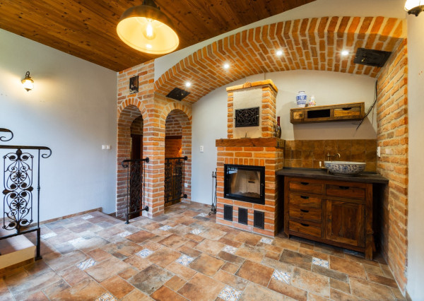 Na predaj impozantný rodinný dom v Ivanovciach