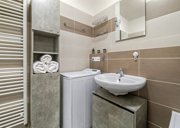 Na predaj moderný 2-izbový byt na Zlatovskej ulici v Trenčíne