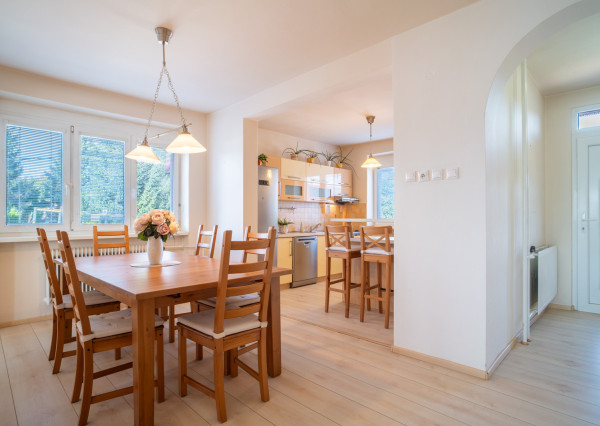 Na predaj priestranný 5-izbový rodinný dom v pokojnej lokalite mesta Gabčíkovo