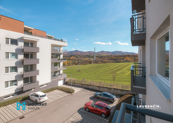 REZERVOVANÉ:Na predaj moderný 2-izbový byt v Trenčíne