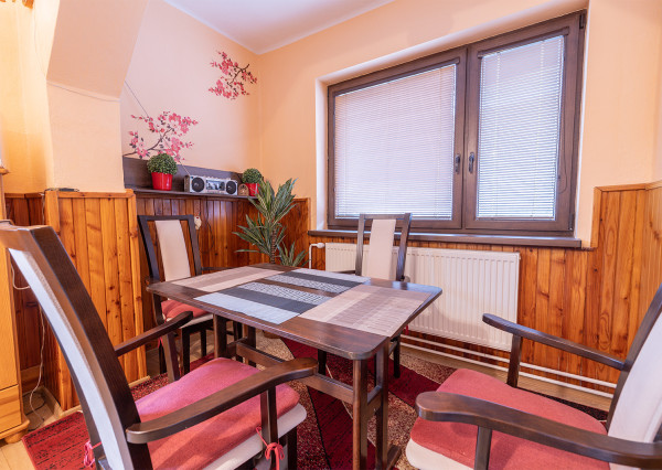 Na predaj 2-generačný rodinný dom v obci Zámutov