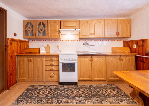 Na predaj 2-generačný rodinný dom v obci Zámutov