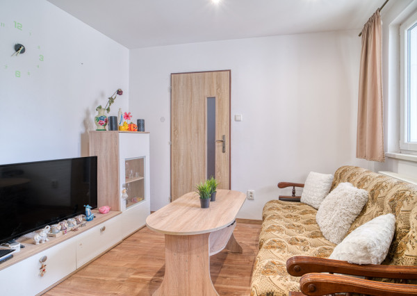 Na predaj 4-izbový rodinný dom v obci Zeleneč