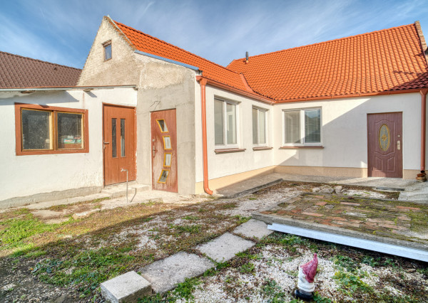 Na predaj 4-izbový rodinný dom v obci Zeleneč