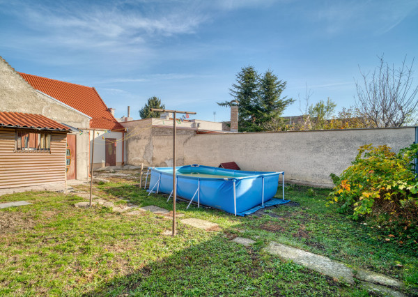 Na predaj 4-izbový rodinný dom v obci Zeleneč