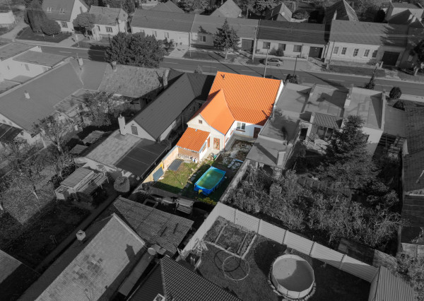 Na predaj 4-izbový rodinný dom v obci Zeleneč