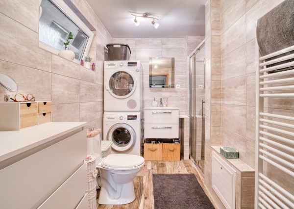 Na predaj priestranný 4-izbový rodinný dom v Malženiciach