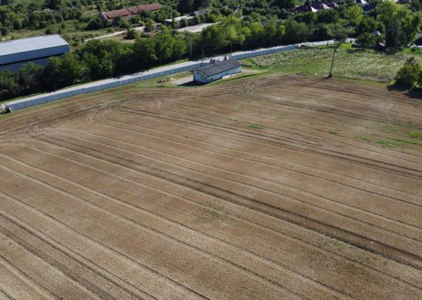 Na predaj investičný pozemok v obci Čechy