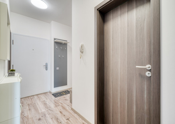 Na predaj 2-izbový zariadený byt v novostavbe Bory