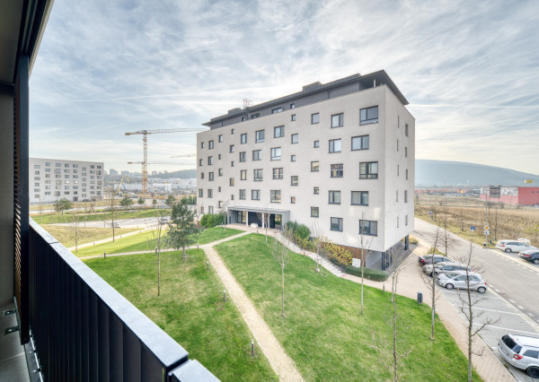 Na predaj 2-izbový zariadený byt v novostavbe Bory