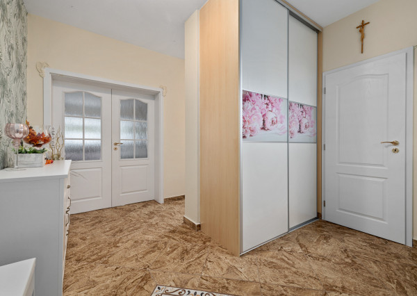 Na predaj rozprávkový dom s krásnou záhradou v Hviezdoslavove