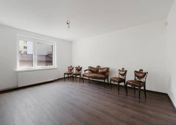 Na predaj rodinný dom s garážou vo Vrútkach