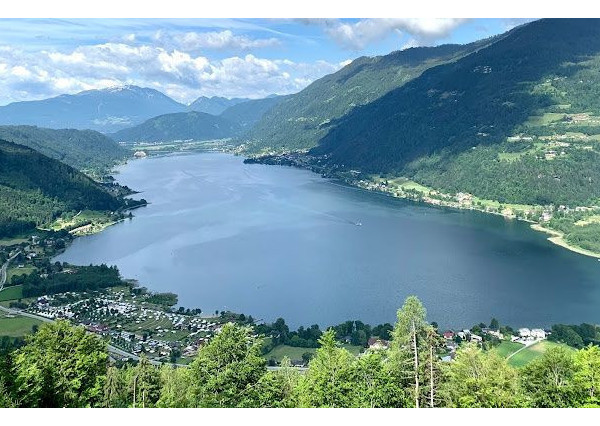 Exkluzívne v ponuke  6 luxusných apartmánov v najkrajšej lokalite Korutánska, v oblasti Villach