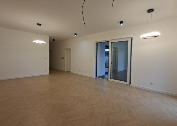 Exkluzívne iba u nás krásna novostavba v obci Uhrovec - dokončená