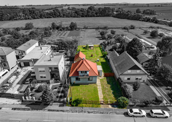 Na predaj zrekonštruovaný rodinný dom v Pate