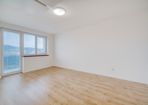 Na predaj 3-izbový byt v Plaveckom Mikuláši