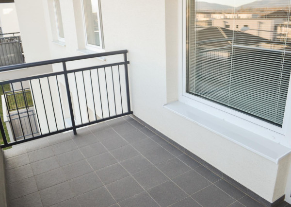 REZERVOVANÉ: Na predaj zariadený 2-izbový byt Na Pažiti v Trenčíne