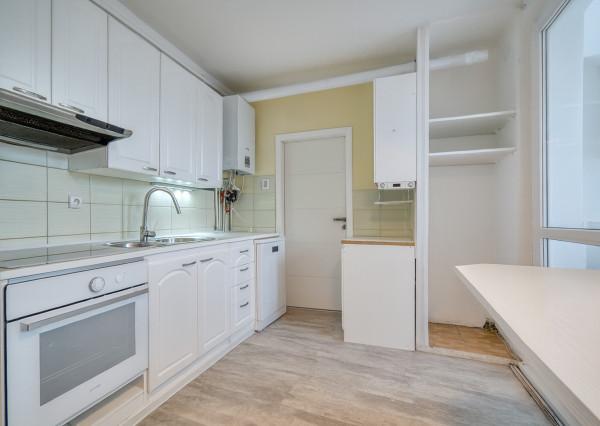 Na predaj 3-izbový byt vo výbornej lokalite v Stupave