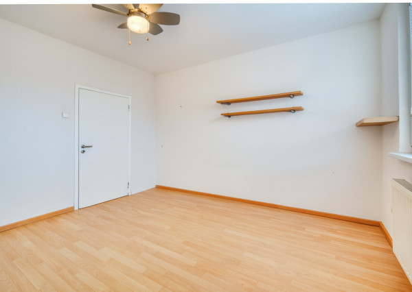 Na predaj 3-izbový byt vo výbornej lokalite v Stupave