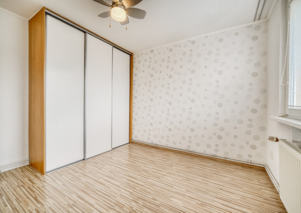 Na predaj 3-izbový byt vo výbornej lokalite v Stupave