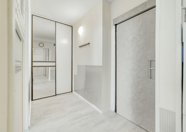 Na predaj 3-izbový byt vo výbornej lokalite v Stupave