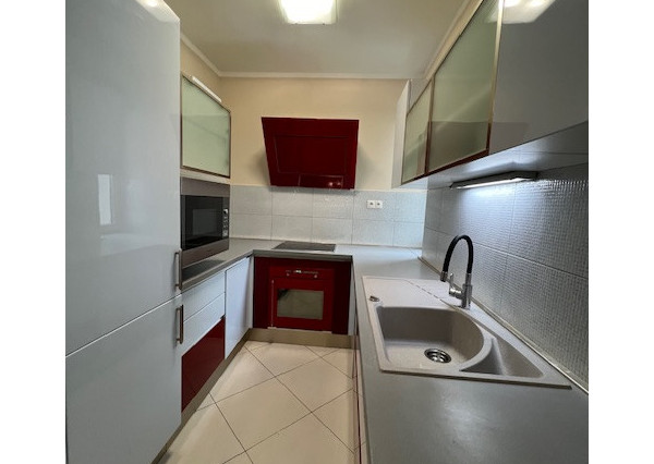 Na predaj veľkometrážny 3-izbový byt v centre mesta Trenčín