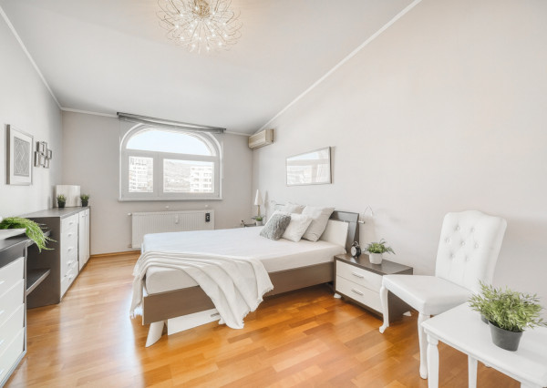 Na predaj 4-izbový byt s výhľadom na Malé Karpaty v Rači