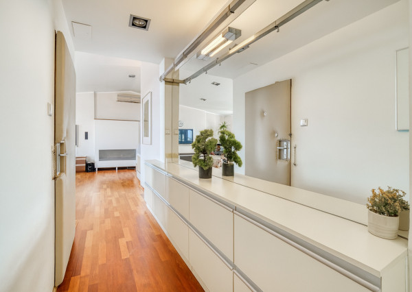 Na predaj 4-izbový byt s výhľadom na Malé Karpaty v Rači