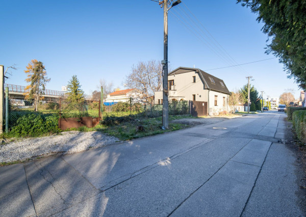 Na predaj exkluzívny stavebný pozemok v Ružinove