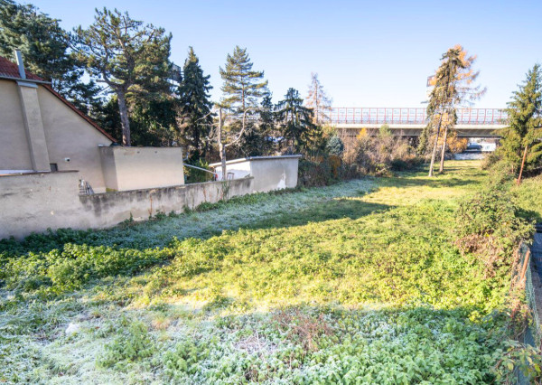 Na predaj exkluzívny stavebný pozemok v Ružinove