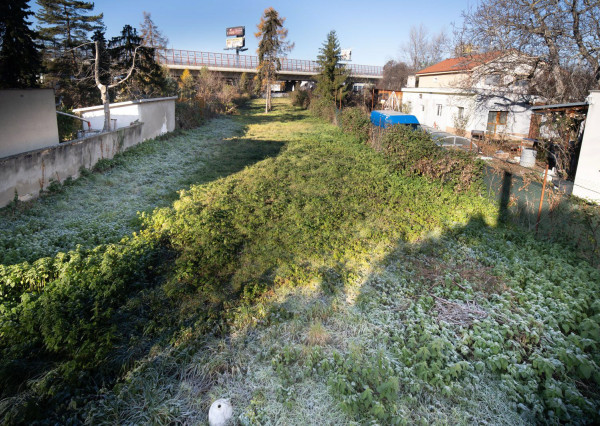 Na predaj exkluzívny stavebný pozemok v Ružinove