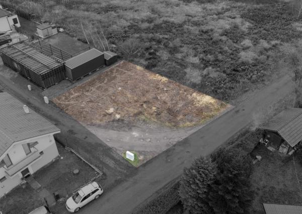 Na predaj stavebný pozemok v obci Sekule - Štrkovňa Lúčky